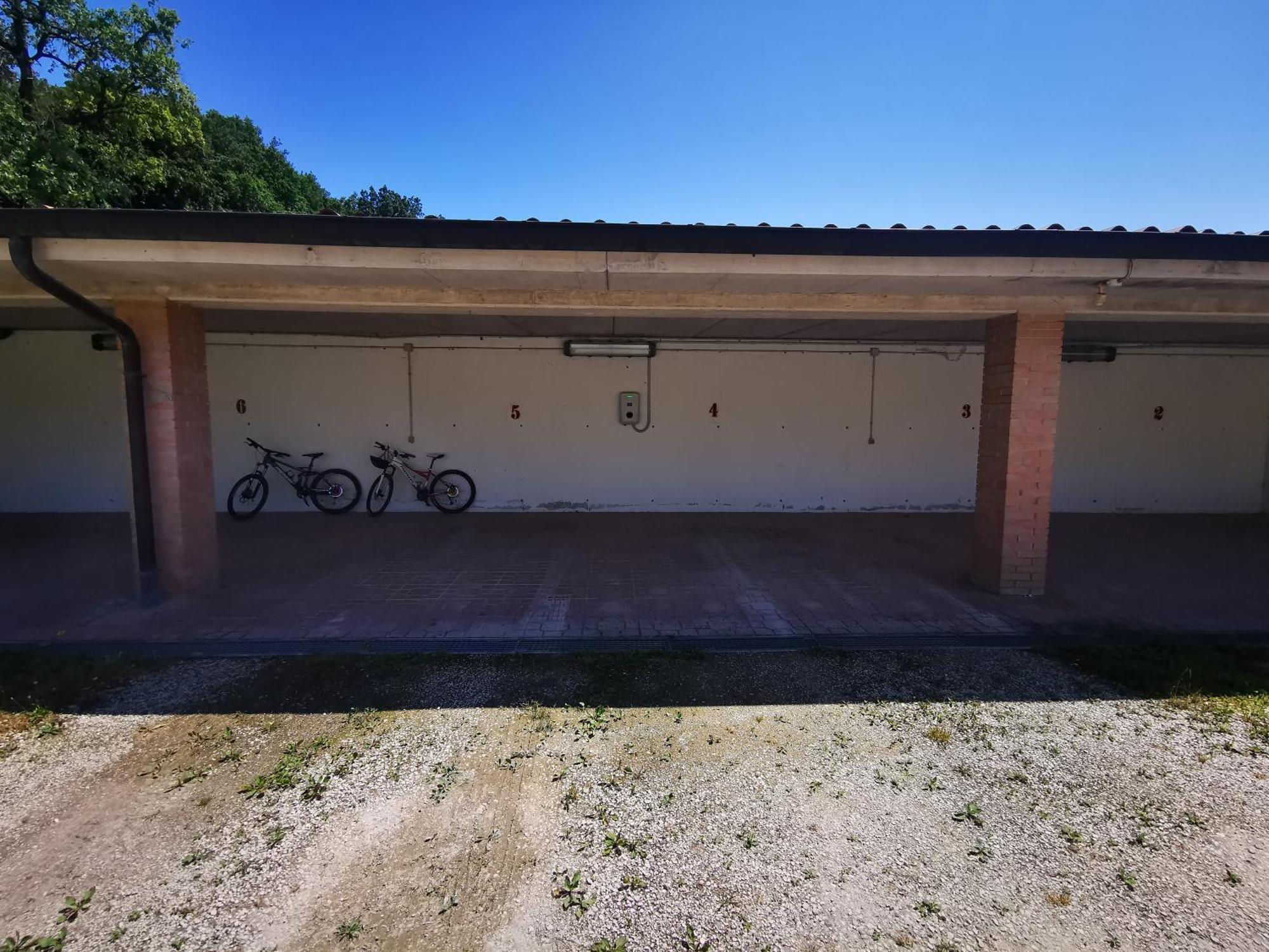 Casa Ghirlanda Con Piscina E Campo Da Tennis Lazise Eksteriør billede