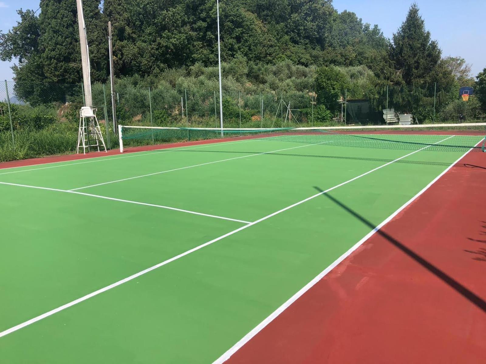 Casa Ghirlanda Con Piscina E Campo Da Tennis Lazise Eksteriør billede
