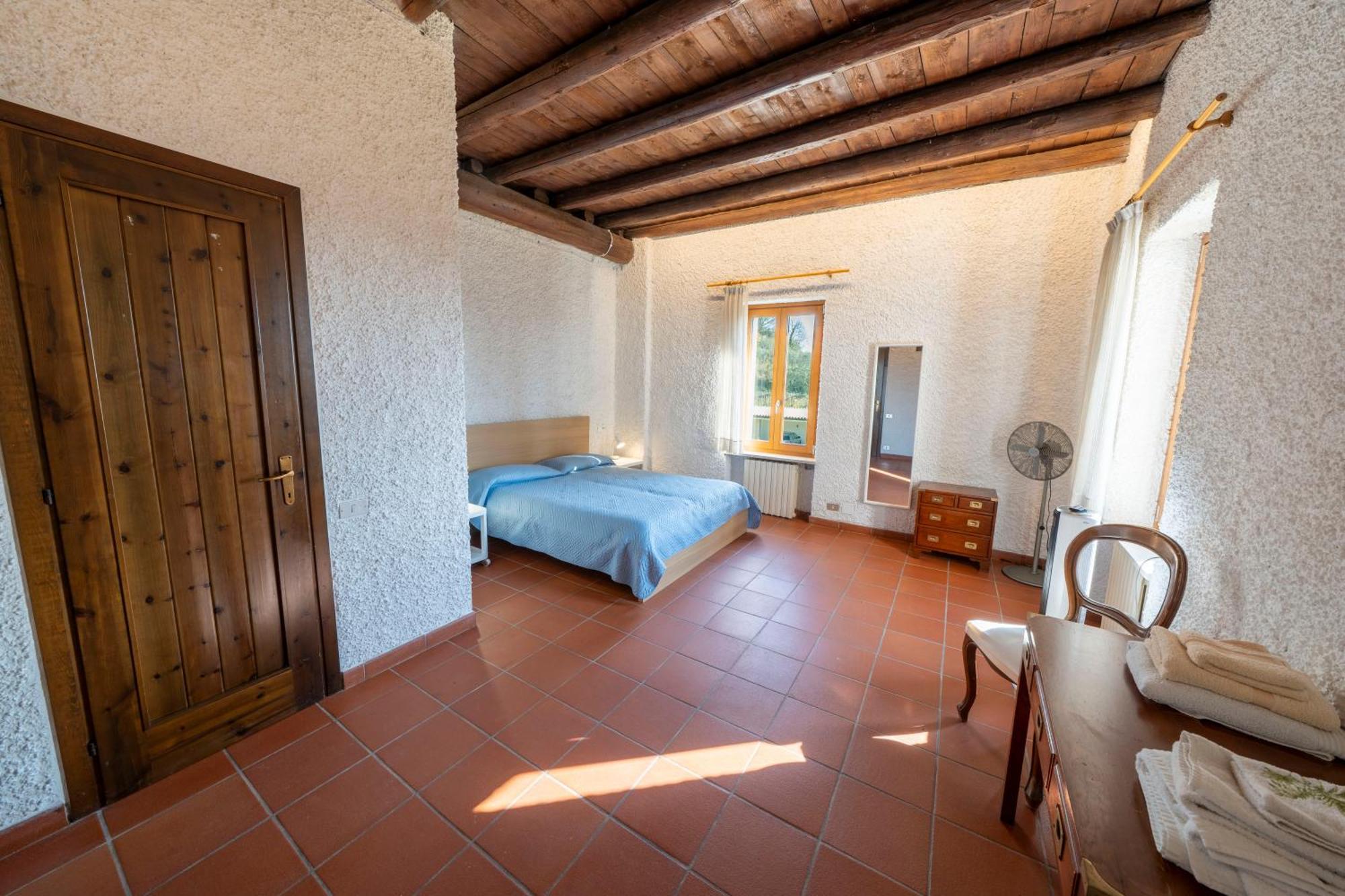 Casa Ghirlanda Con Piscina E Campo Da Tennis Lazise Eksteriør billede