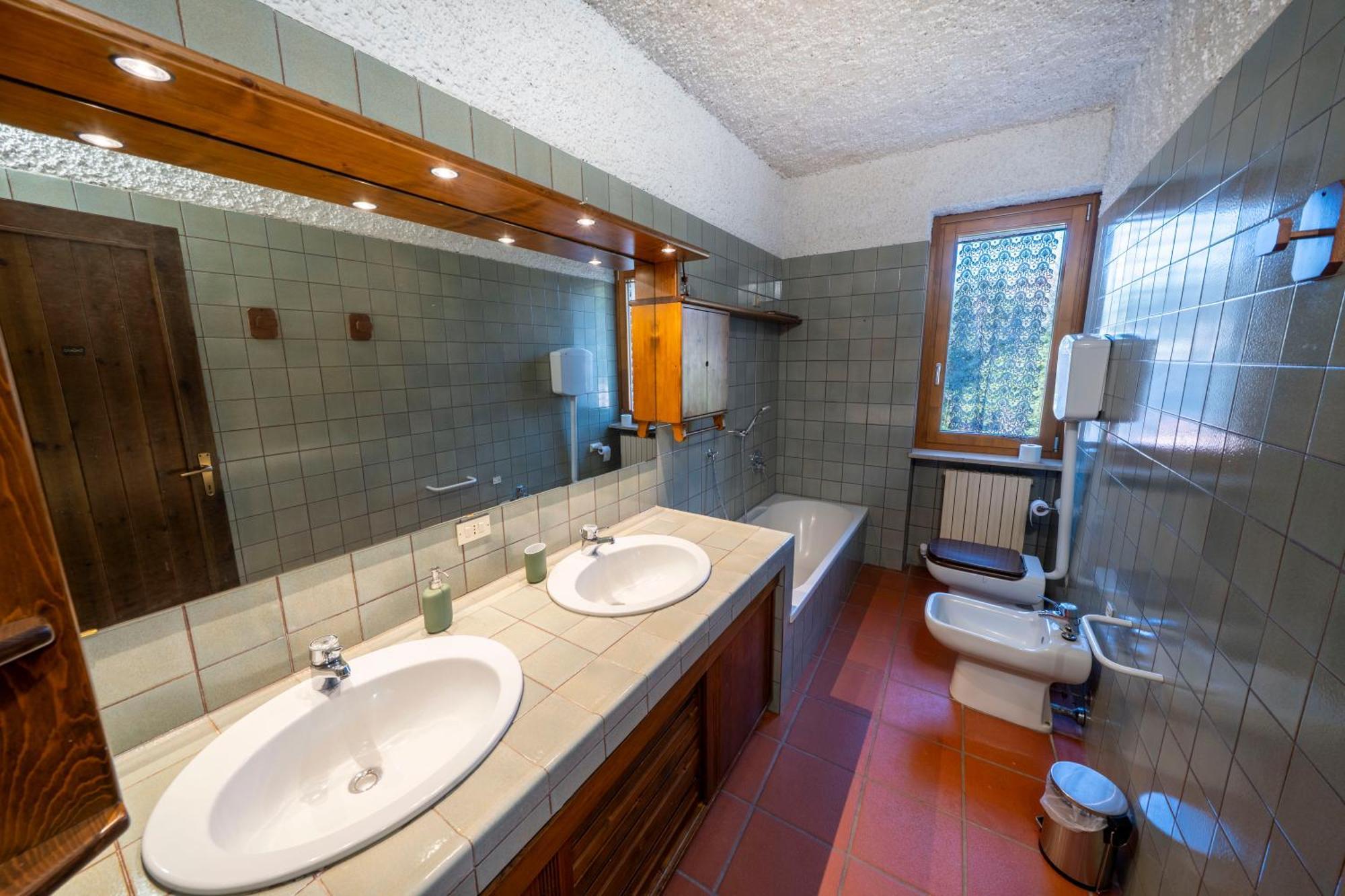 Casa Ghirlanda Con Piscina E Campo Da Tennis Lazise Eksteriør billede