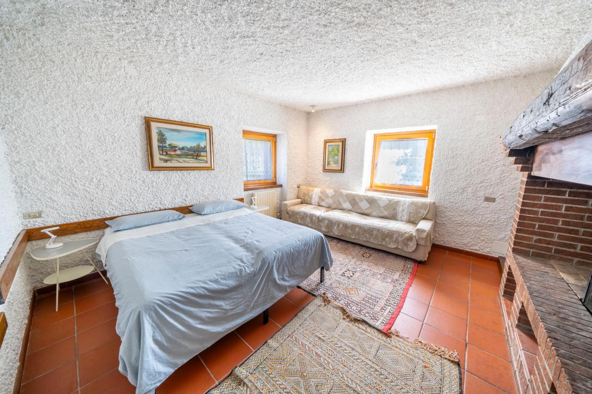 Casa Ghirlanda Con Piscina E Campo Da Tennis Lazise Eksteriør billede