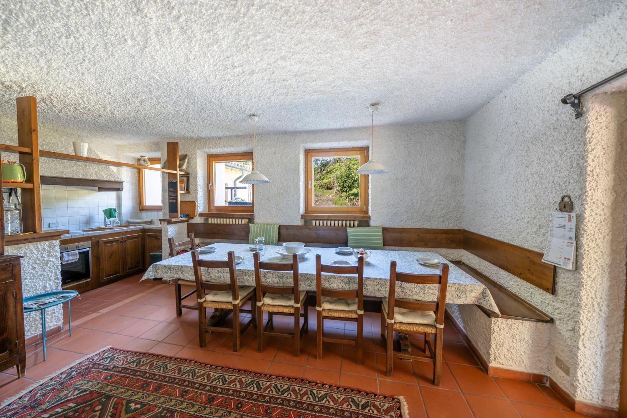 Casa Ghirlanda Con Piscina E Campo Da Tennis Lazise Eksteriør billede